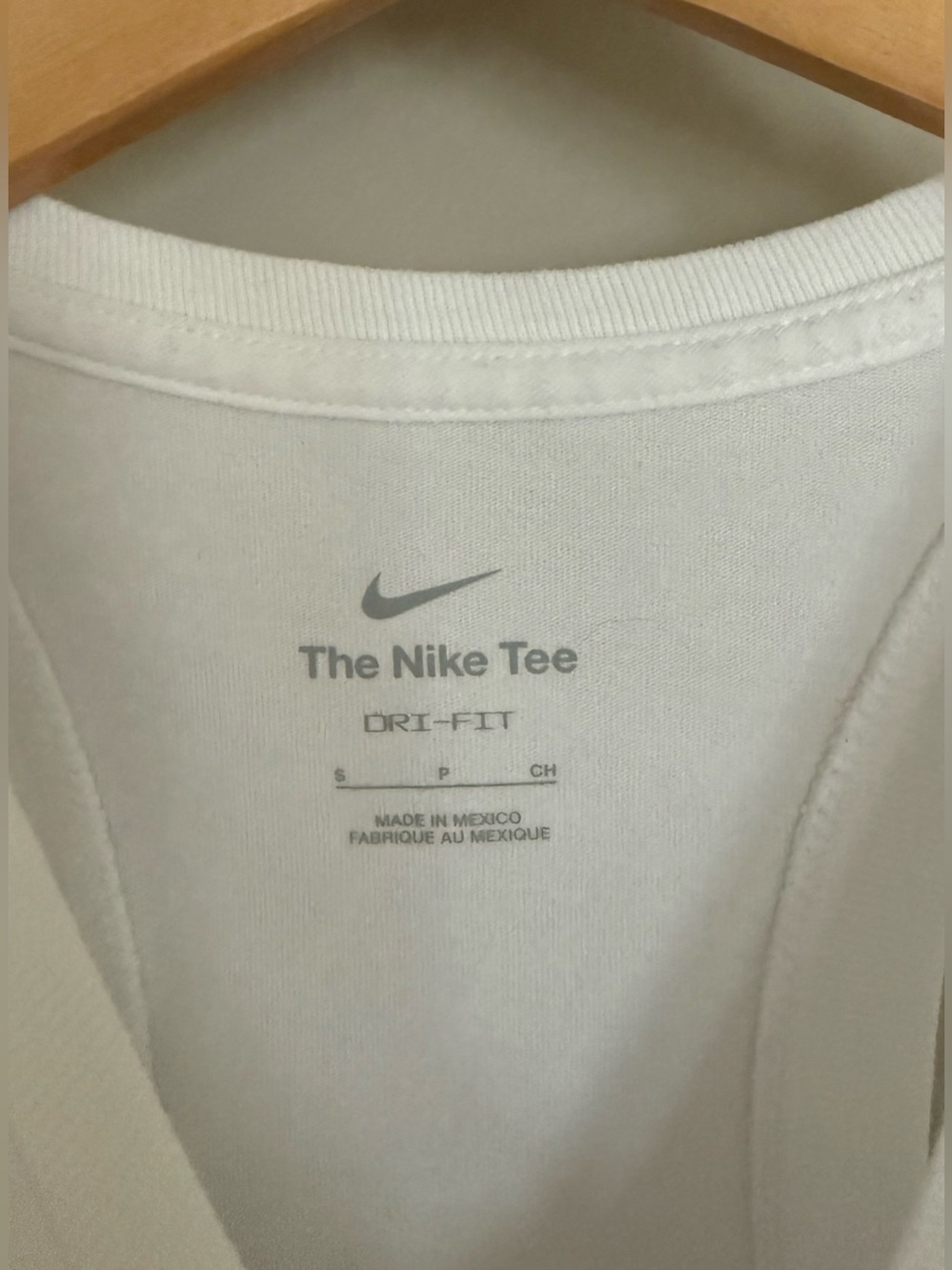 Nike Swoosh Women’s White & Black Cropped Gymnastics Tank Set - Size Small - Picture 4 of 7